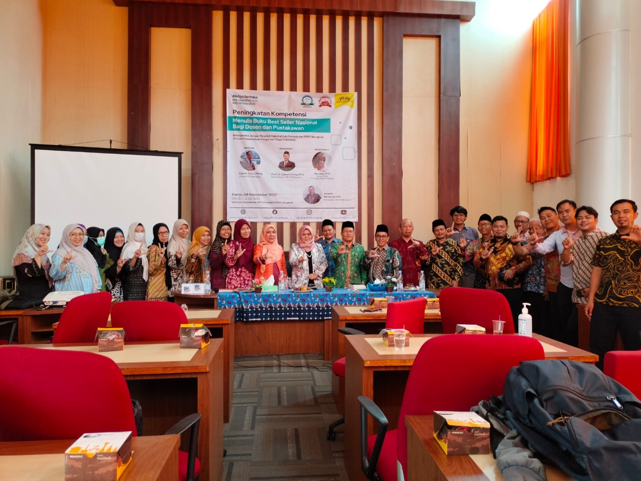 Read more about the article UPT Perpustakaan UIN Fatmawati Sukarno Bengkulu Sukses Laksanakan Workshop Peningkatan Penulisan Buku Best Seller Nasional Bagi Dosen Dan Pustakawan