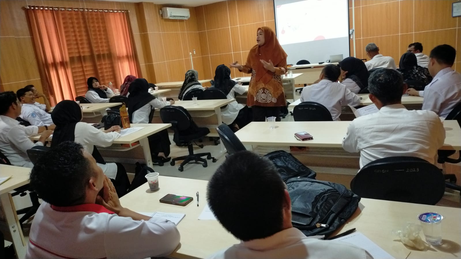 Read more about the article Pustakawan UPT Perpustakaan mengikuti DIKLAT Penilaian Kinerja PNS angkatan II dan DIKLAT Moderasi Beragama angkatan IV